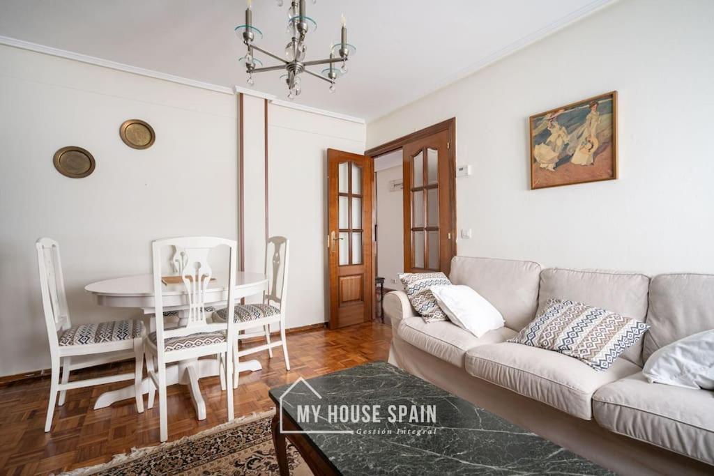 Myhousespain - Piso Centrico Junto A La Playa Gijón Exterior foto