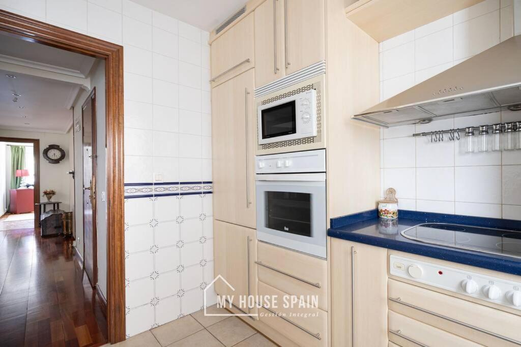 Myhousespain - Piso Centrico Junto A La Playa Gijón Exterior foto